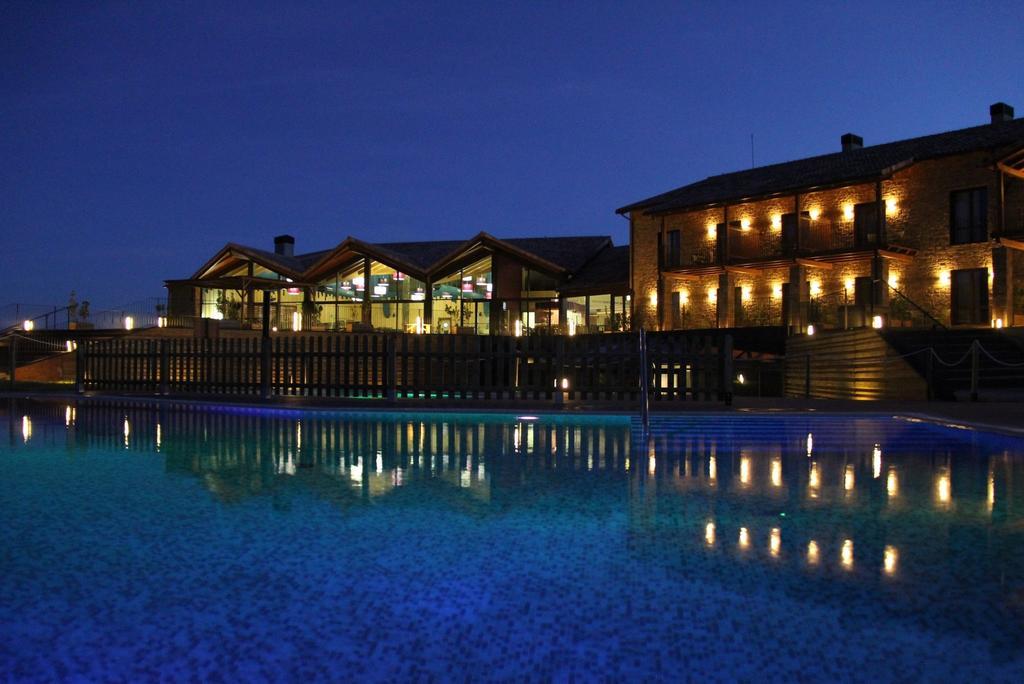 Hotel Spa Aguas De Los Mallos Murillo de Gállego エクステリア 写真