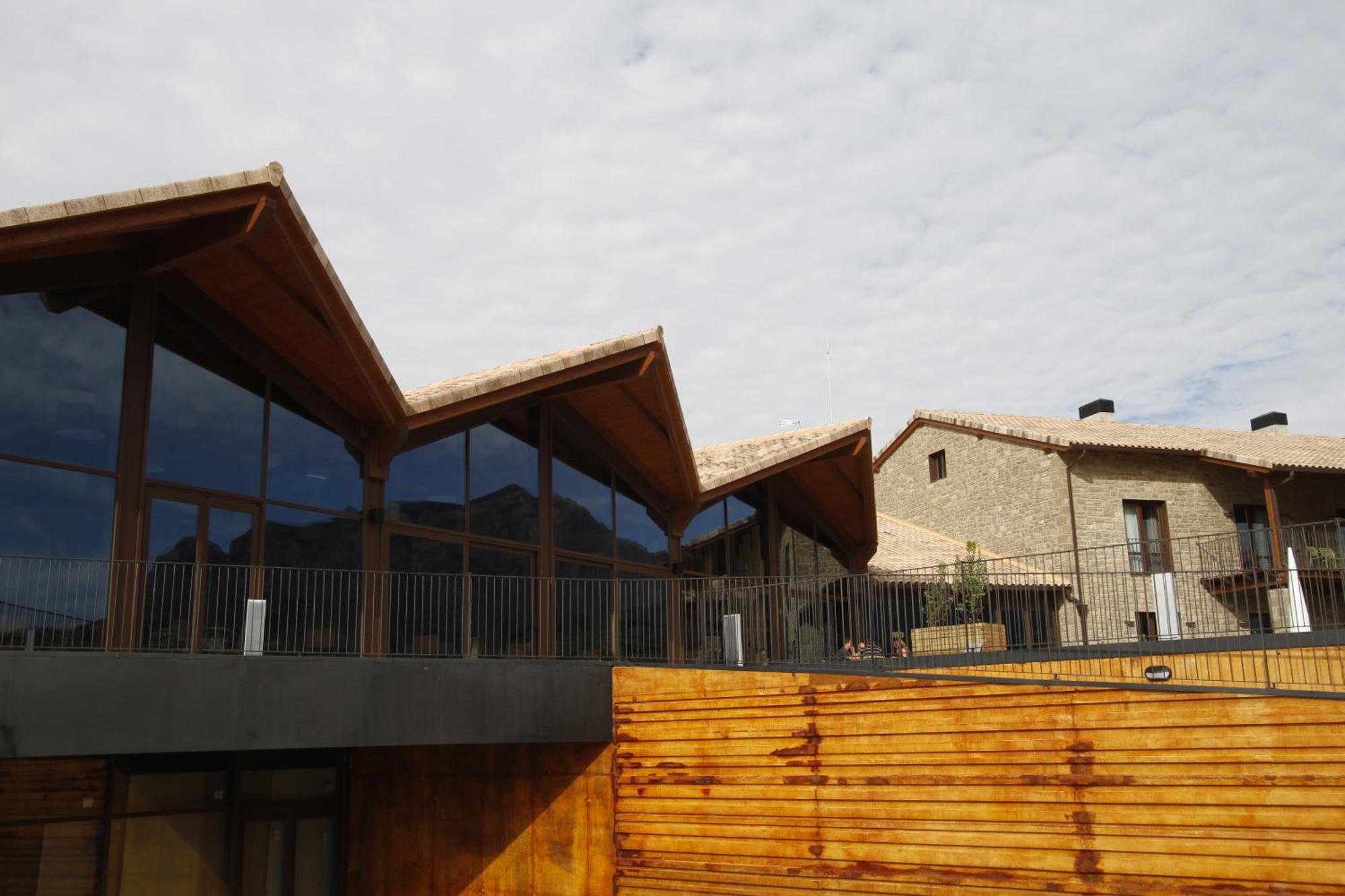 Hotel Spa Aguas De Los Mallos Murillo de Gállego エクステリア 写真